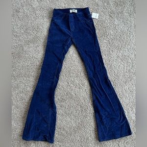 Micro Corduroy High-Waist blue Flare Pant